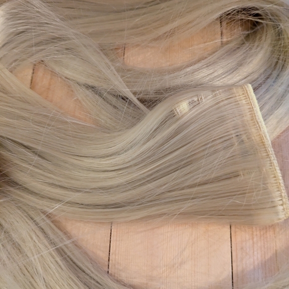 Reecho Black Hair Extensions - Picture 7 of 9